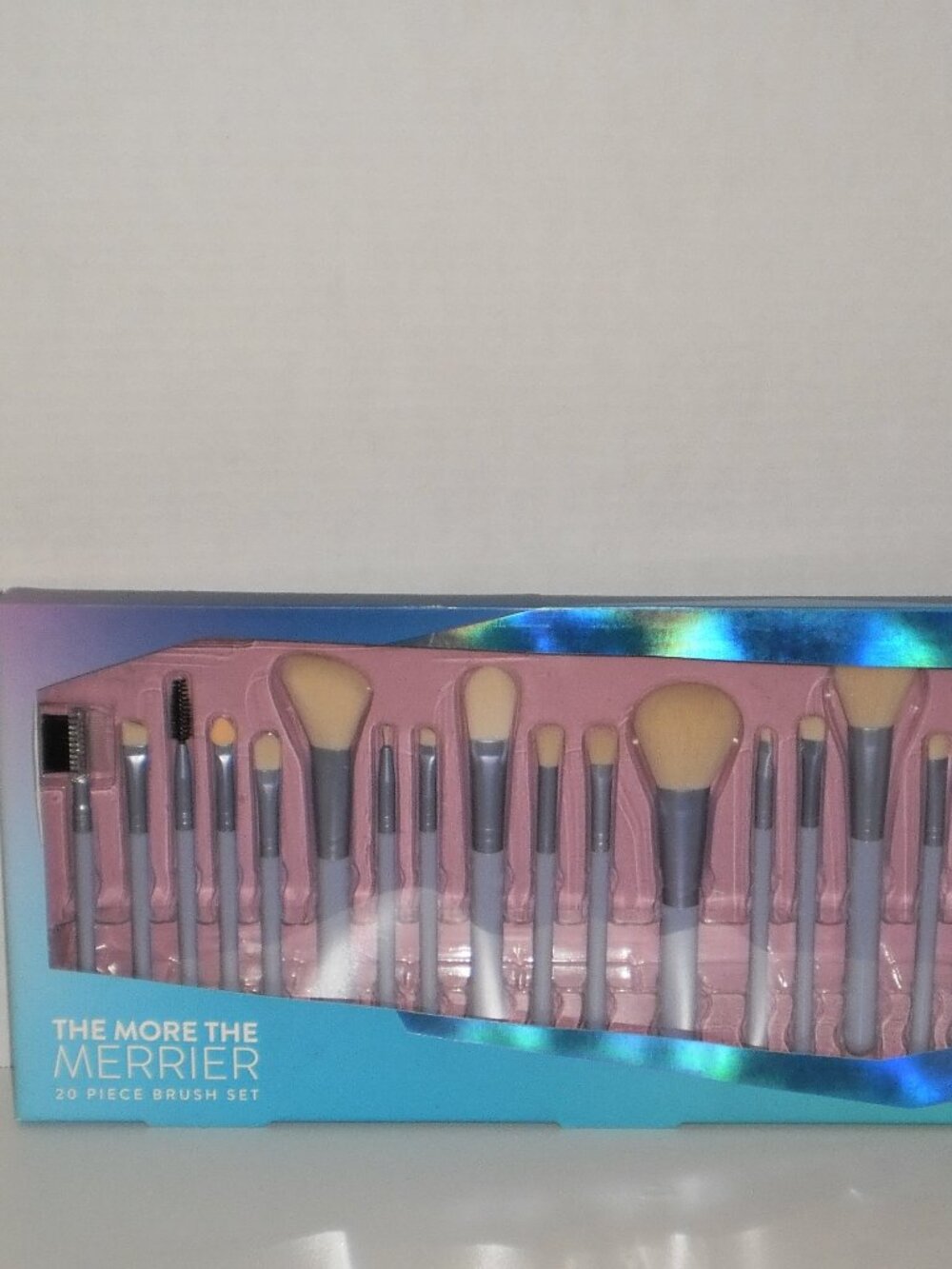20- Piece Make Up Brush Set - The More The Merrier